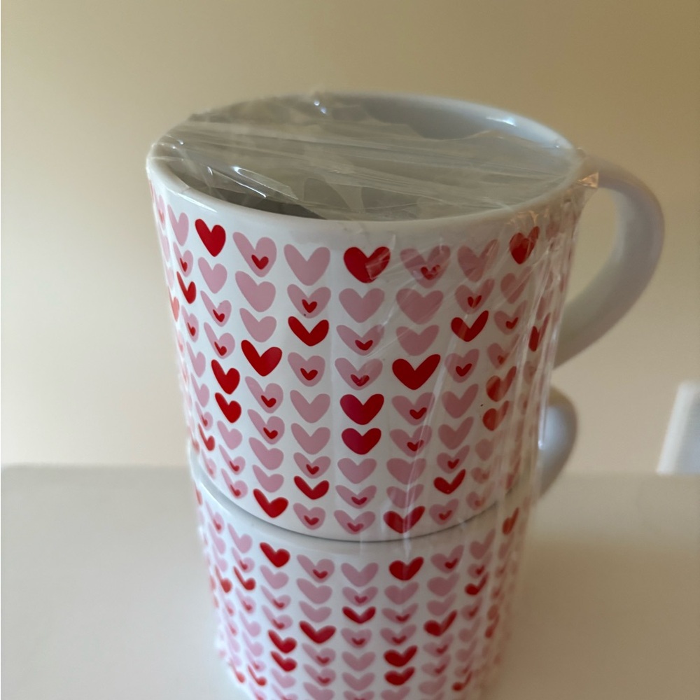 Elum Red Heart Patterned Mug Set - Picture 5 of 6